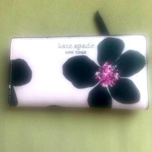 Kate Spade Cameron Wallet